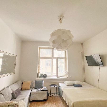 Sweethome Studio 49 In City Center Punavuori District Helsinki Exterior photo