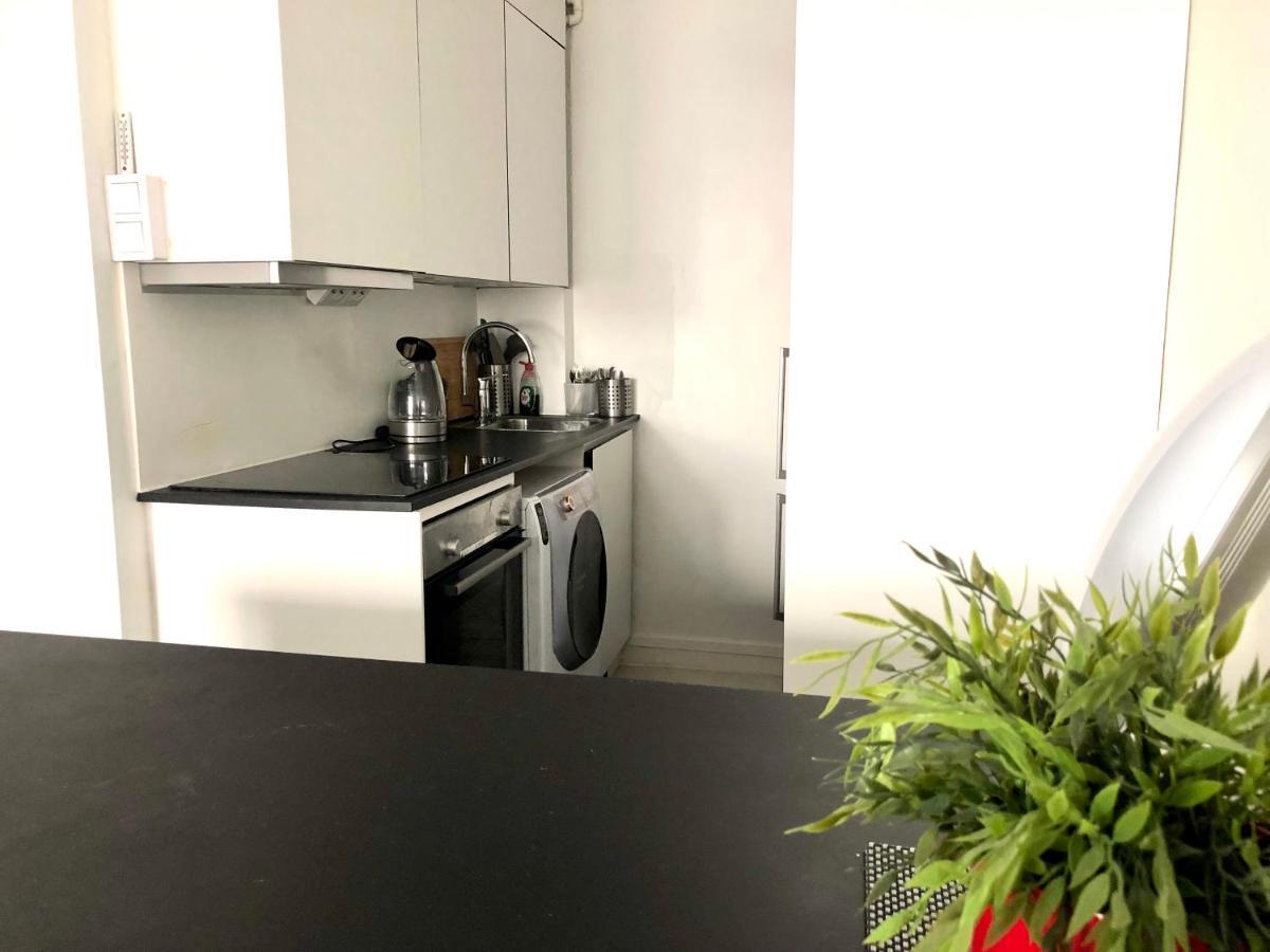 Sweethome Studio 49 In City Center Punavuori District Helsinki Exterior photo